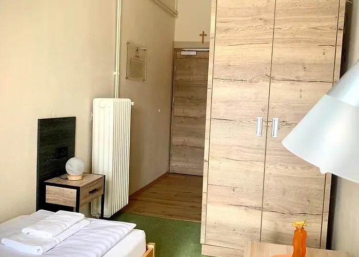 Magnus Klause فندق ماريازيل